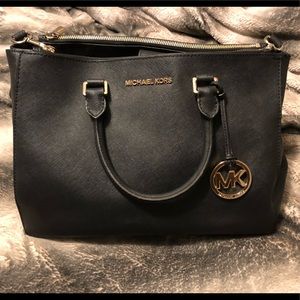 black Michael Kors purse